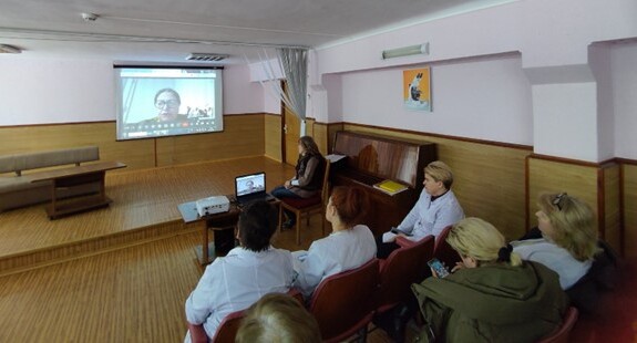 Wykład Dr. Zoii Sharlovych w Kolledżu Medycznym w Krzywym Rogu, Ukraina, na temat Rozwoju Umiejętności Zawodowych w Kontekście Eurointegracji