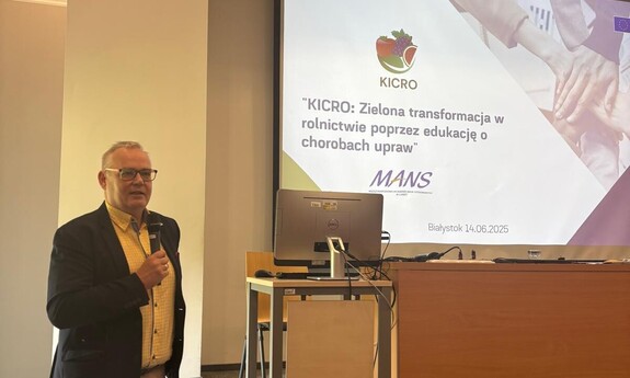 Prezentacja Projektu KICRO przez Rektora MANS na wydarzeniu Zielony Erasmus+ na Politechnice Białostockiej